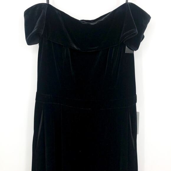 XSCAPE Women's Deta Off Shoulder Jumpsuit Size 12 Black Velvet Fold Over NWT - Picture 5 of 13